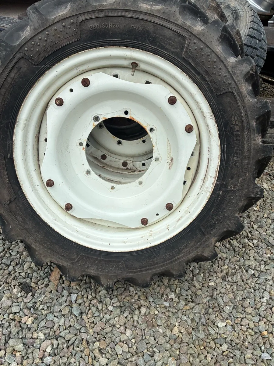 New Holland wheels - Image 4