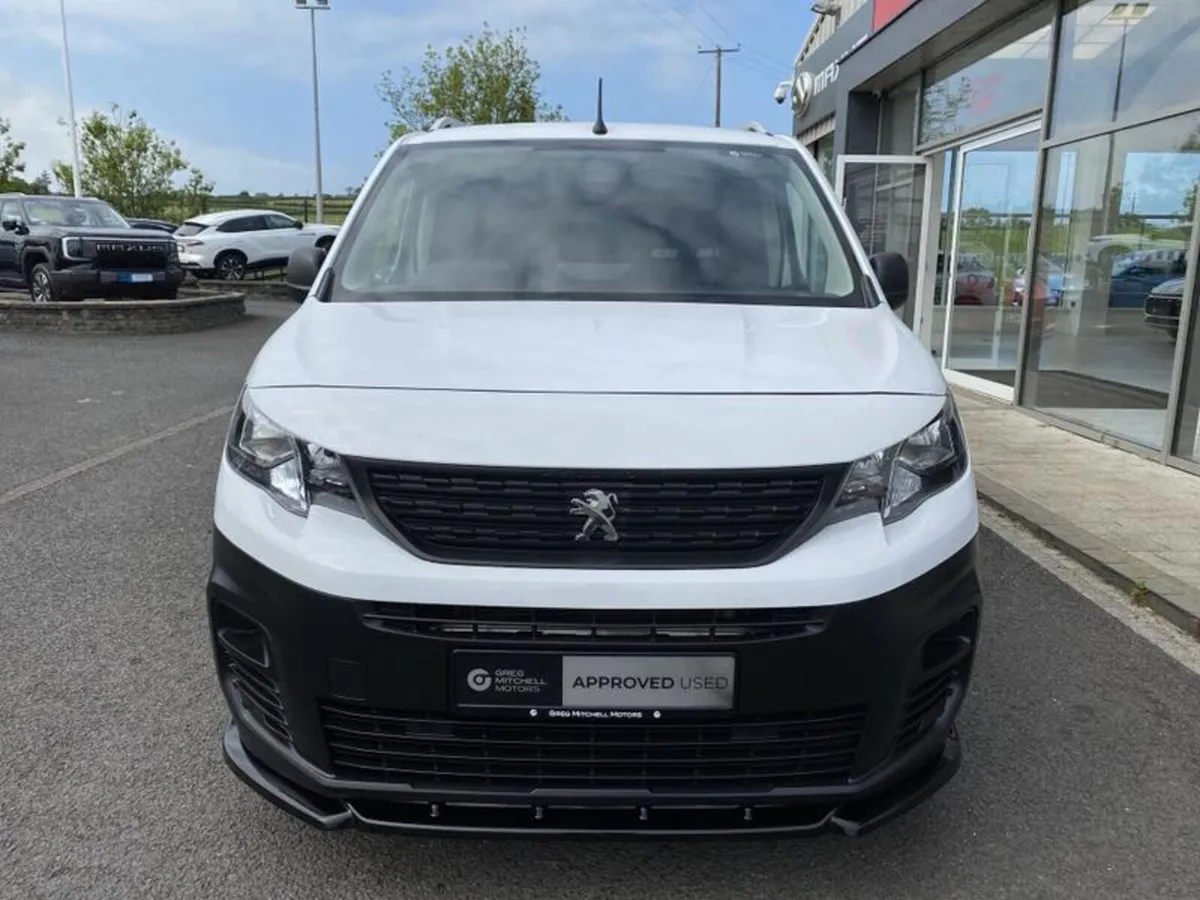 Peugeot Partner STANDARD  1000 1.5 BlueHDi 100 Pro - Image 2