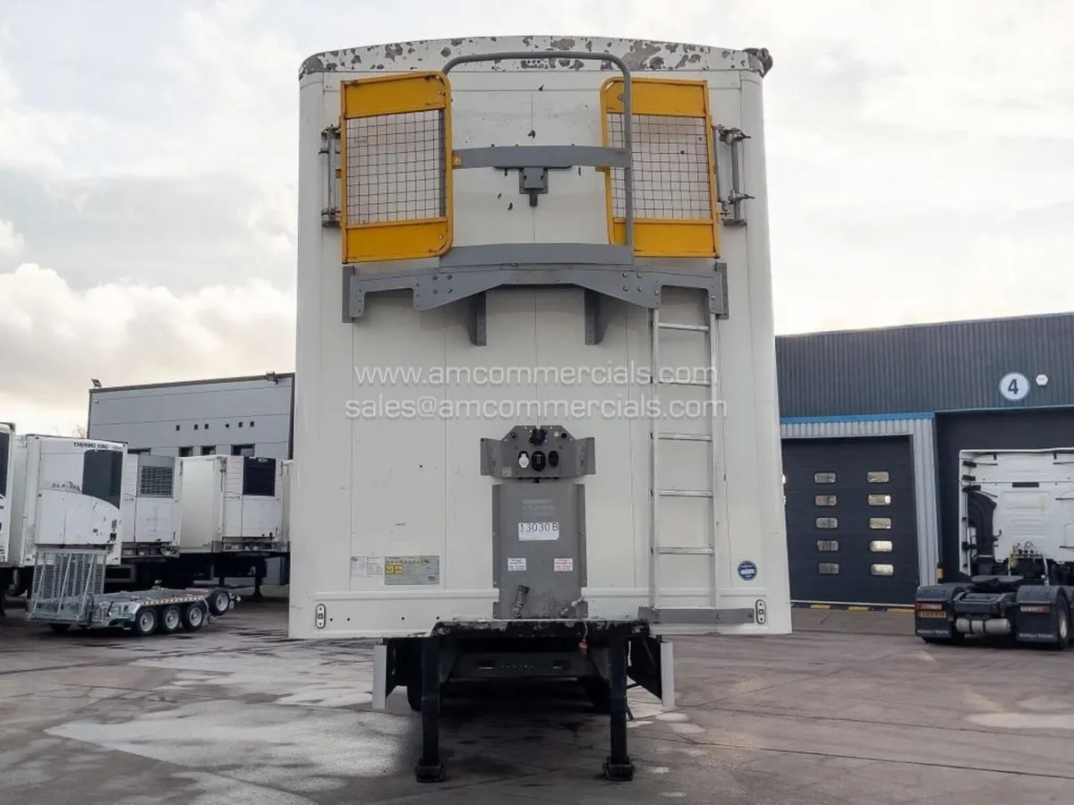2018 KHAPEN 130YD³ WALKING FLOOR TRAILER - Image 2