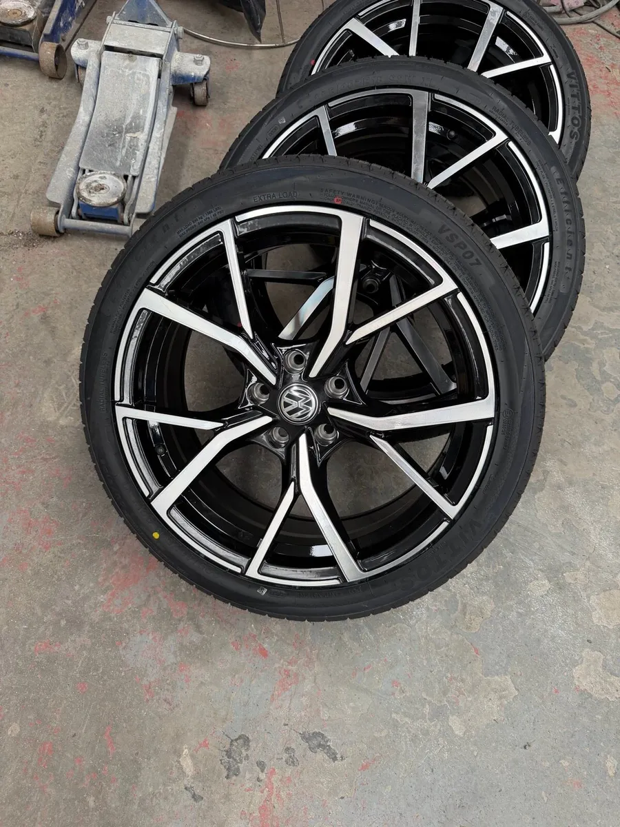 18’ alloys - Image 1