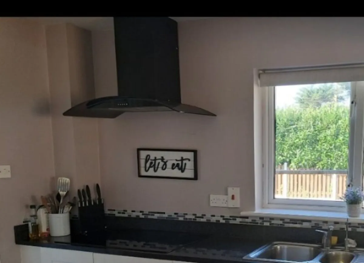 90cm Black ElectriQ Cooker Hood - Image 4
