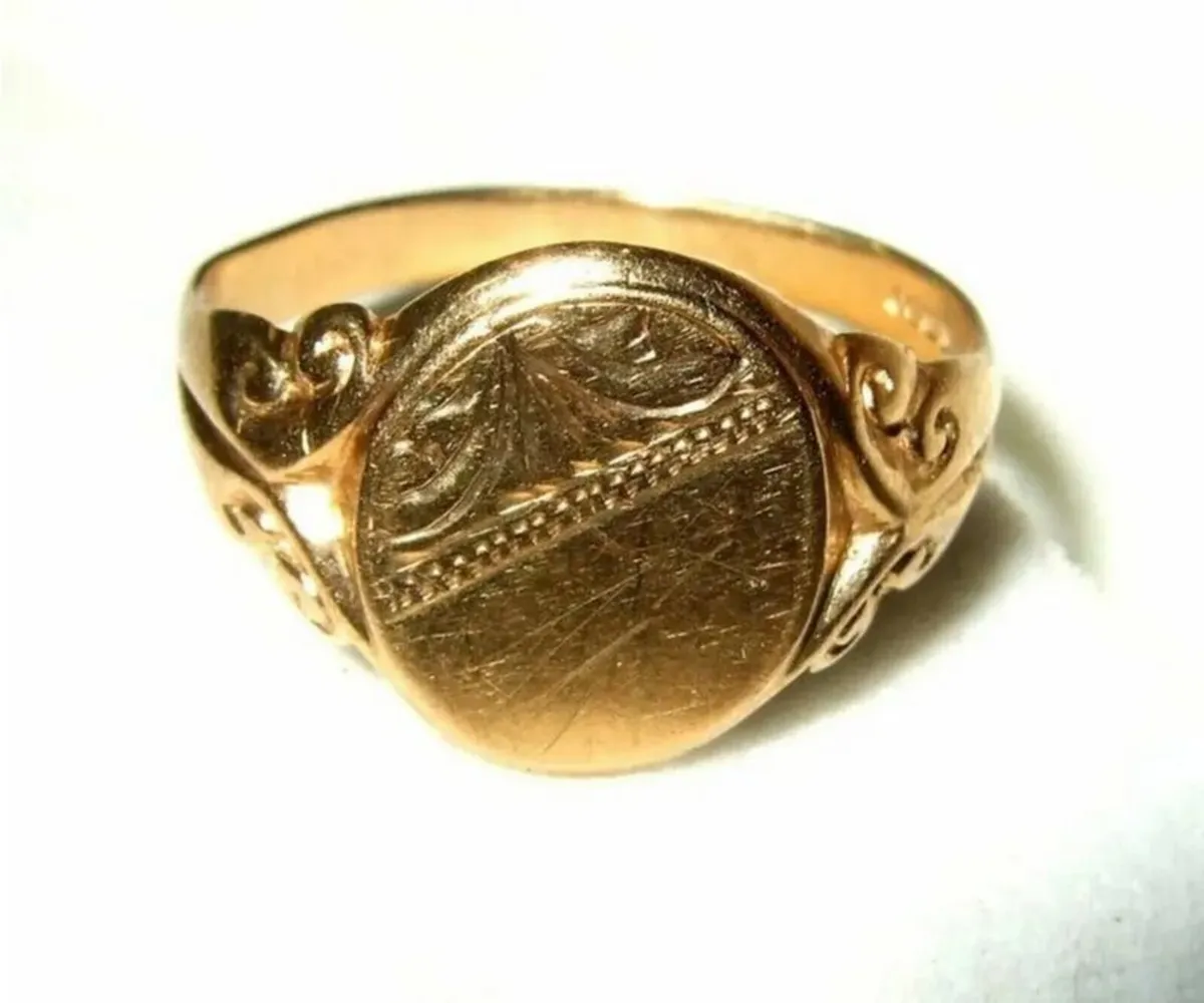 Vintage Hallmarked 9ct Gold Gentlemans Ring - Image 3