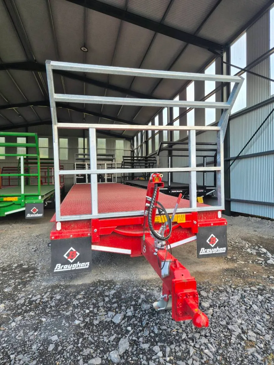 Bale trailer - Image 2