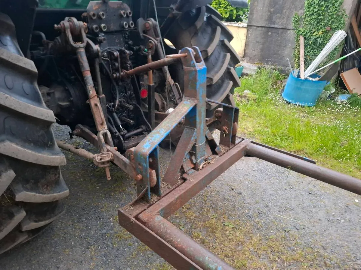 Bale Handler - Image 2