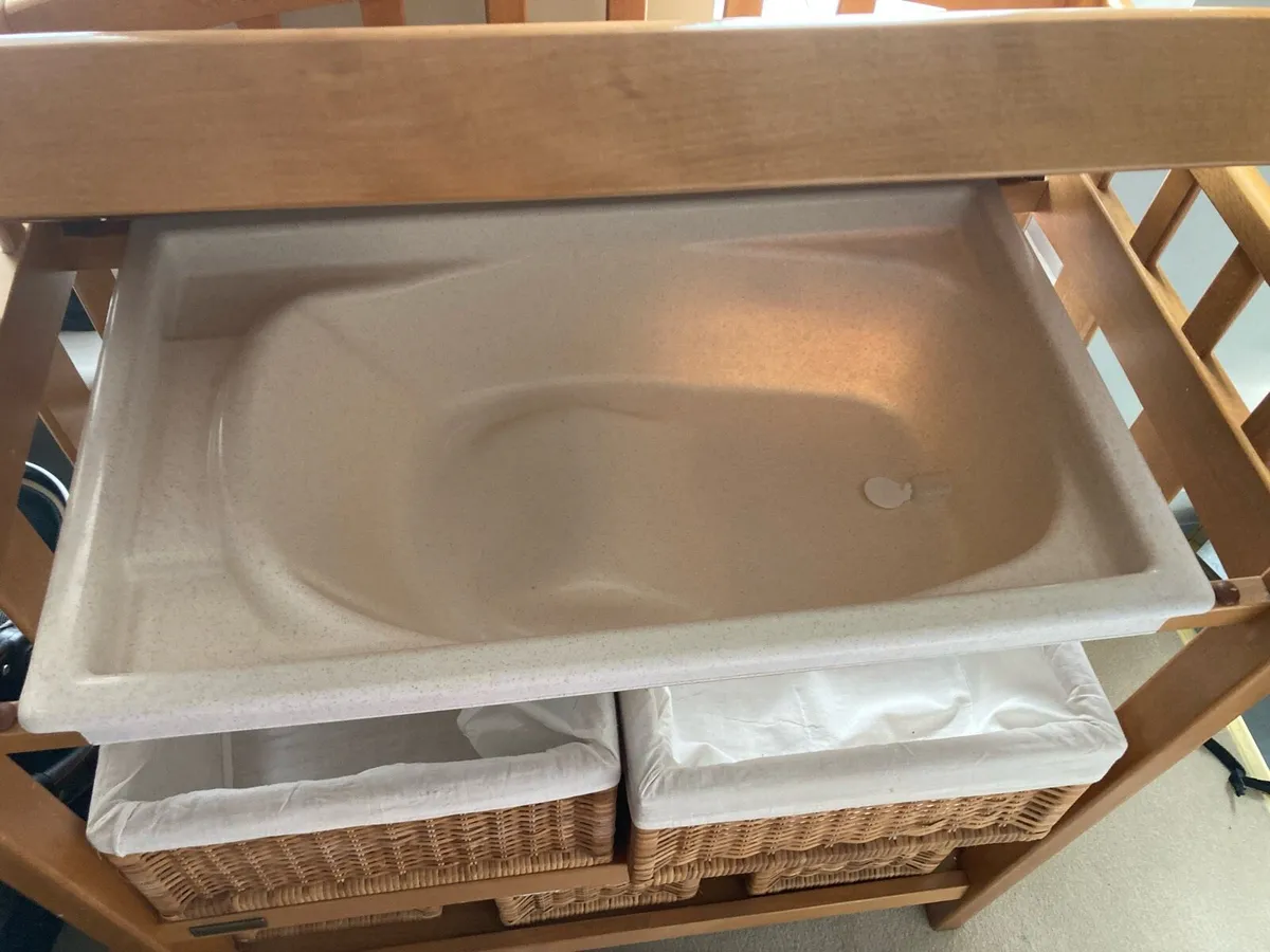 Babylo Baby Changing unit Wooden - Image 2