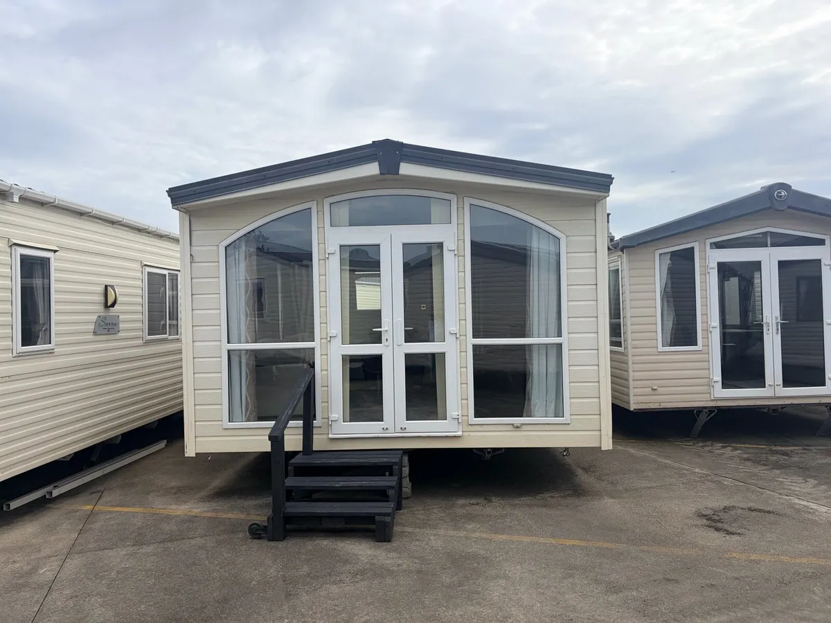 Newly renovated 2 bed for sale - Image 1