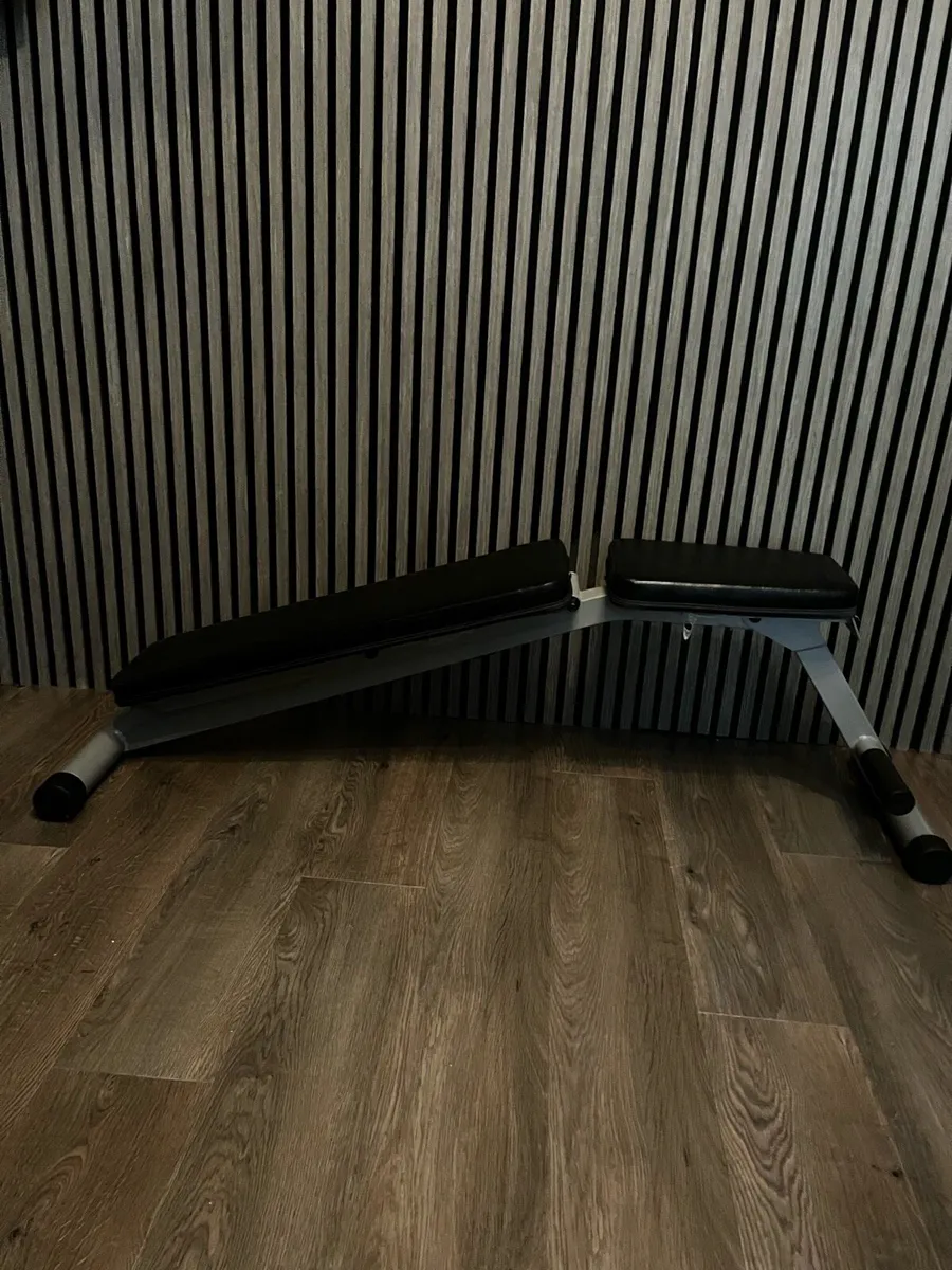 Body solid adjustable weight bench - Image 4