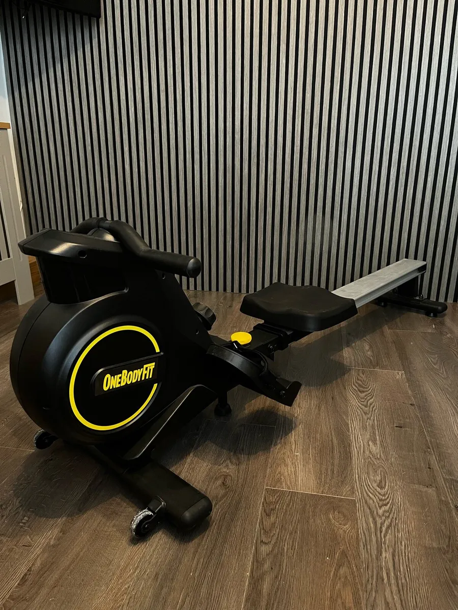 Onebodyfit adjustable tension rowing machine - Image 1