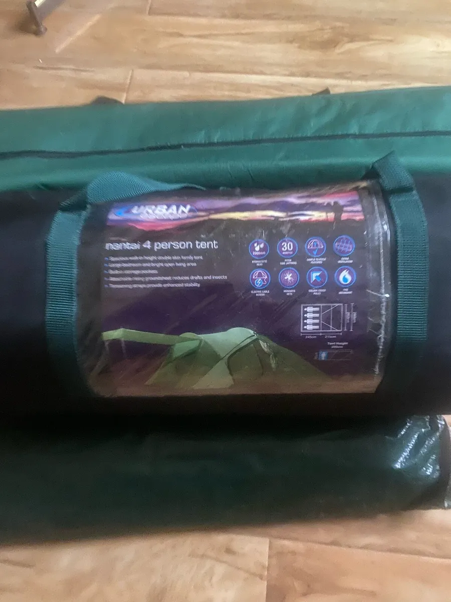 Tent - Image 3