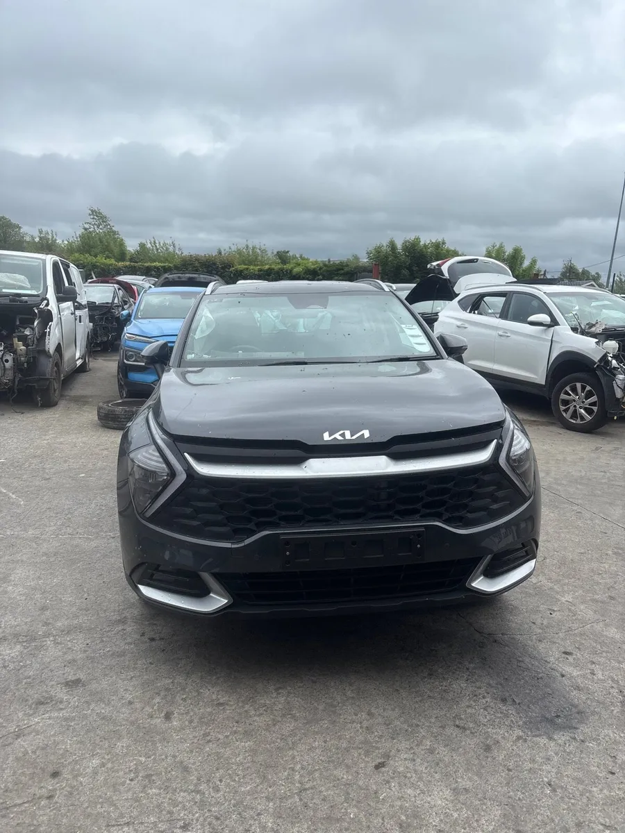 2023 sportage for breaking - Image 2