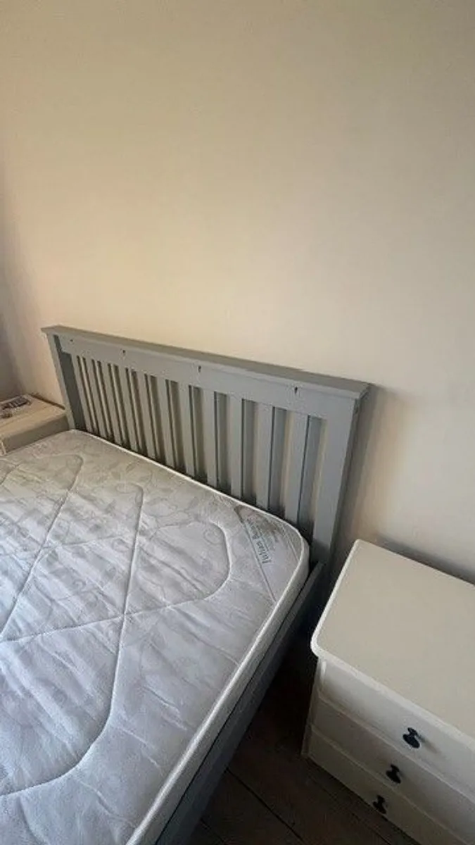Bed and Mattress - Image 4
