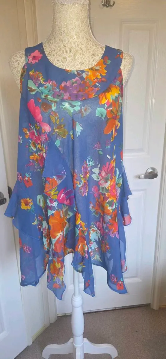 Wallis Blue Floral Chiffon Tunic Top UK 14 M Boho. - Image 1