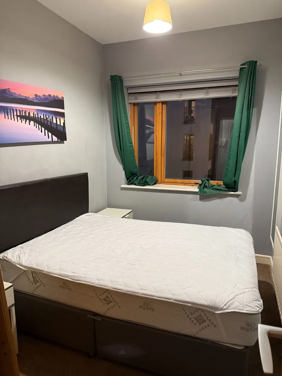 Double bed base - Image 1