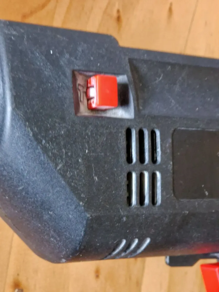 500 Watt Hammer Drill,Model PDI13YE3 Excellent Con - Image 3