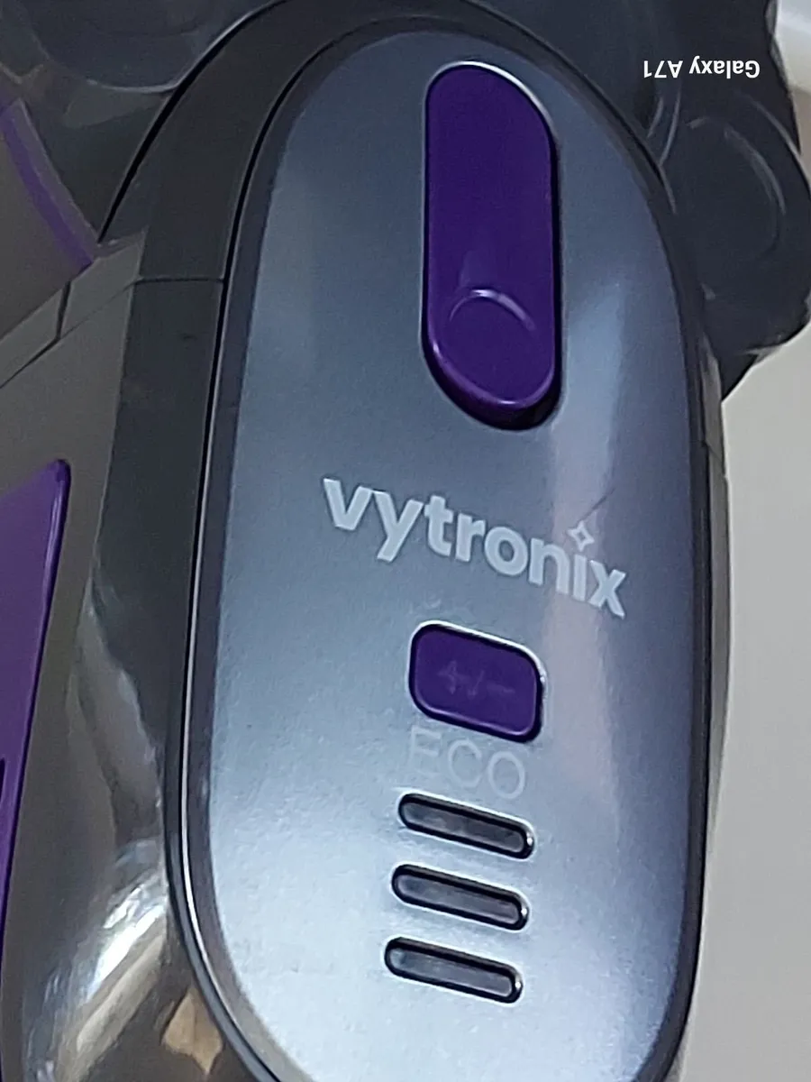 VYTRONIX Cordless Vacuum Cleaner excellent condit - Image 3