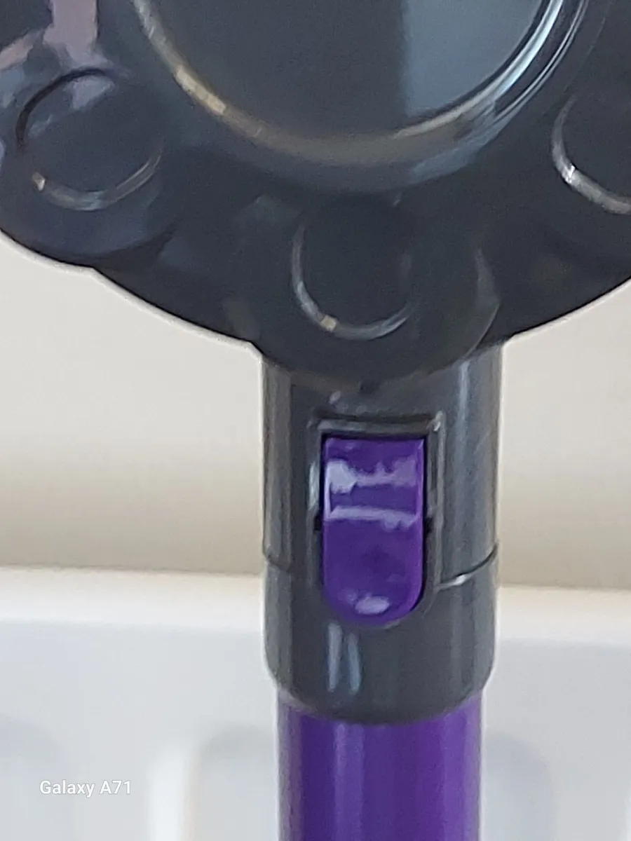 VYTRONIX Cordless Vacuum Cleaner excellent condit - Image 4