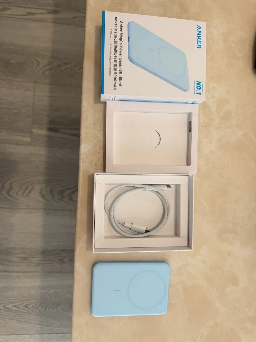 Anker MagGo Power Bank (5K, Slim) brand new - Image 2