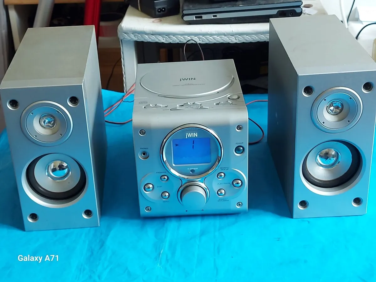 jWIN CD and Radio music System, Model JX-CD3200, w - Image 1