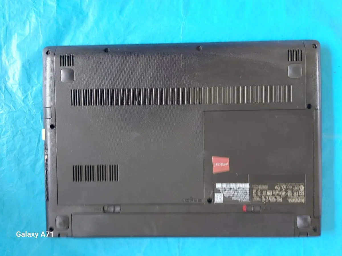 Lenovo Laptop G40-30 Model 80FY, 2GB Ram 500GB HDD - Image 2