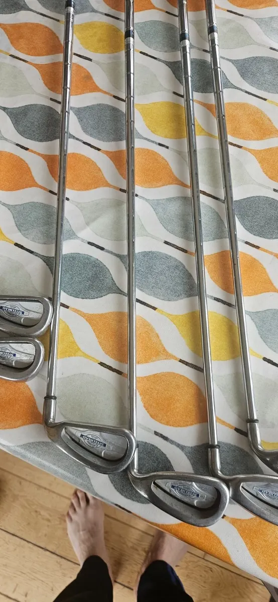 Callaway x14 irons - Image 1