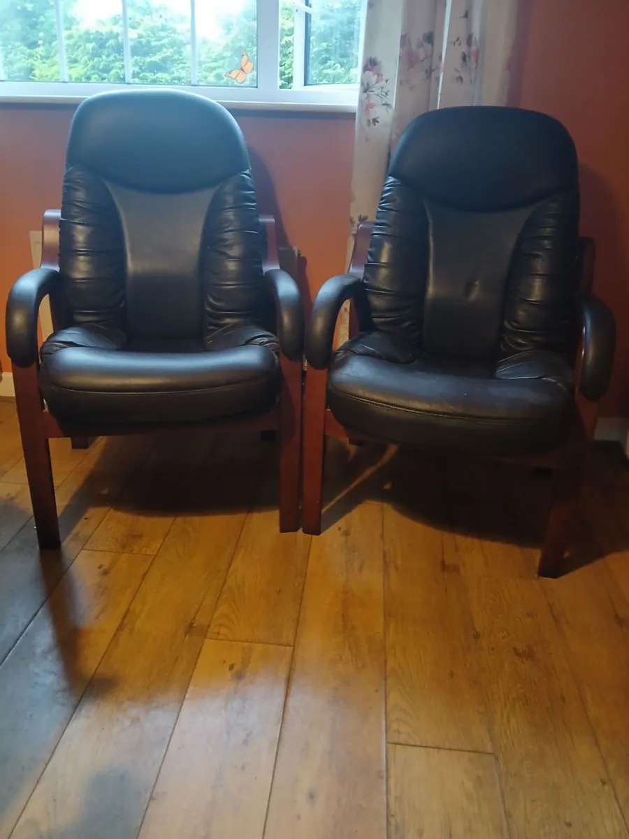 Furniture, orthopaedic chairs. - Image 2