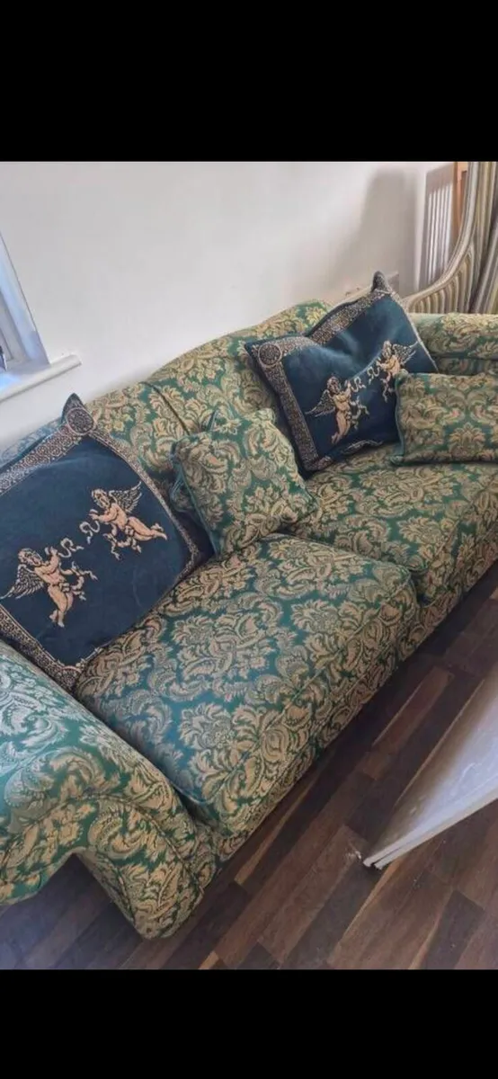 FREE SOFAS - Image 3