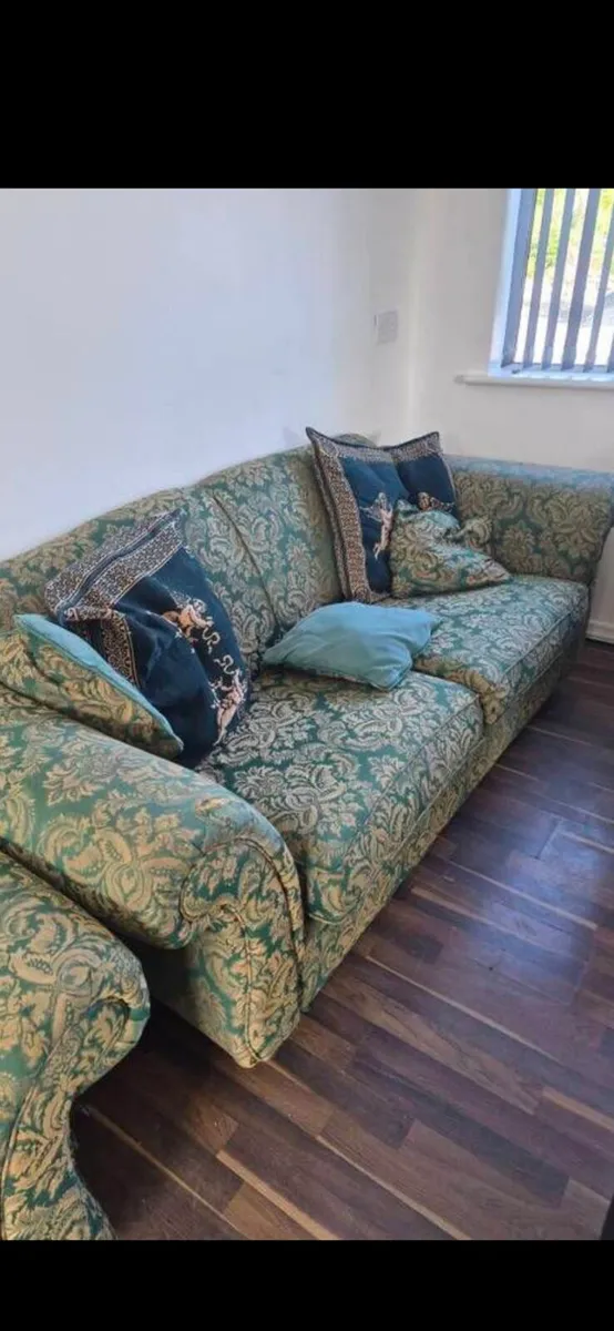 FREE SOFAS - Image 1