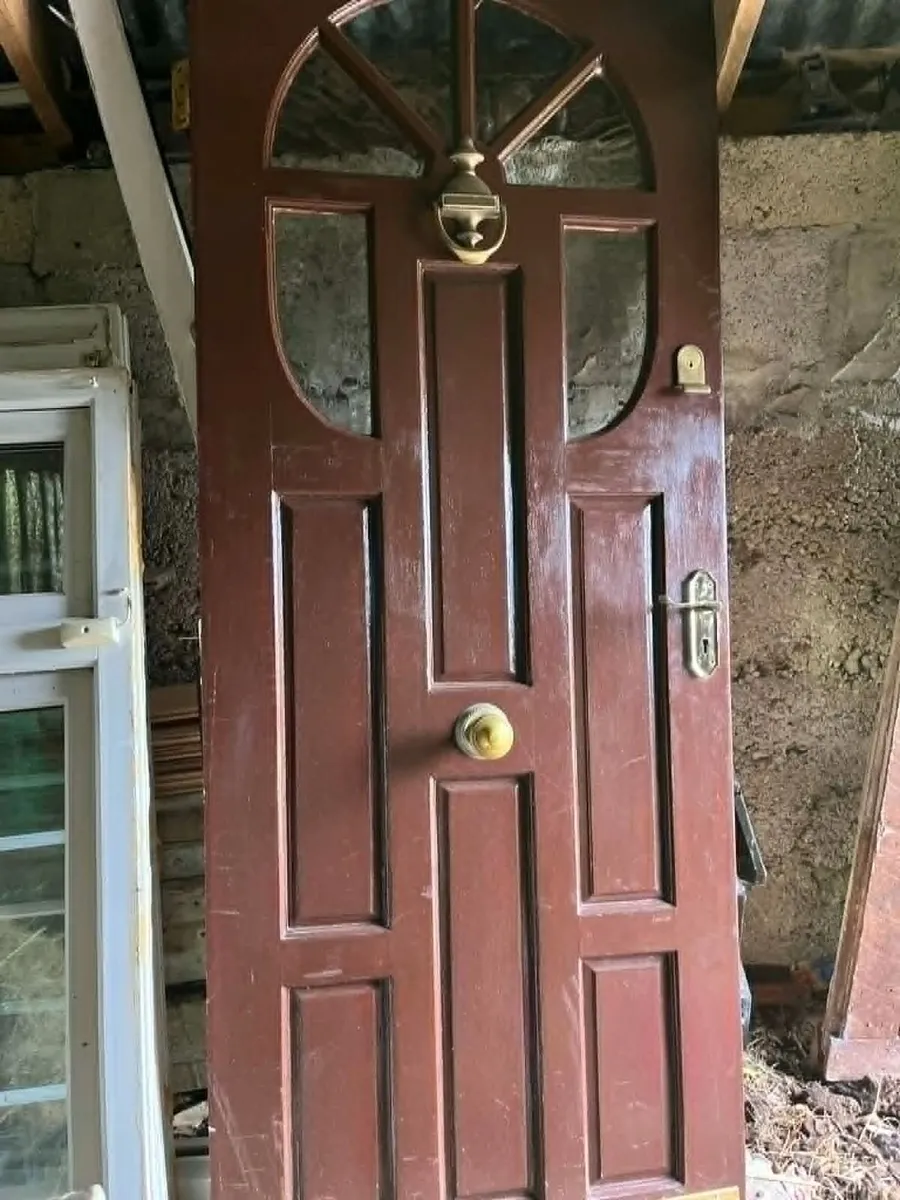 Solid wood front door and frame - Image 3