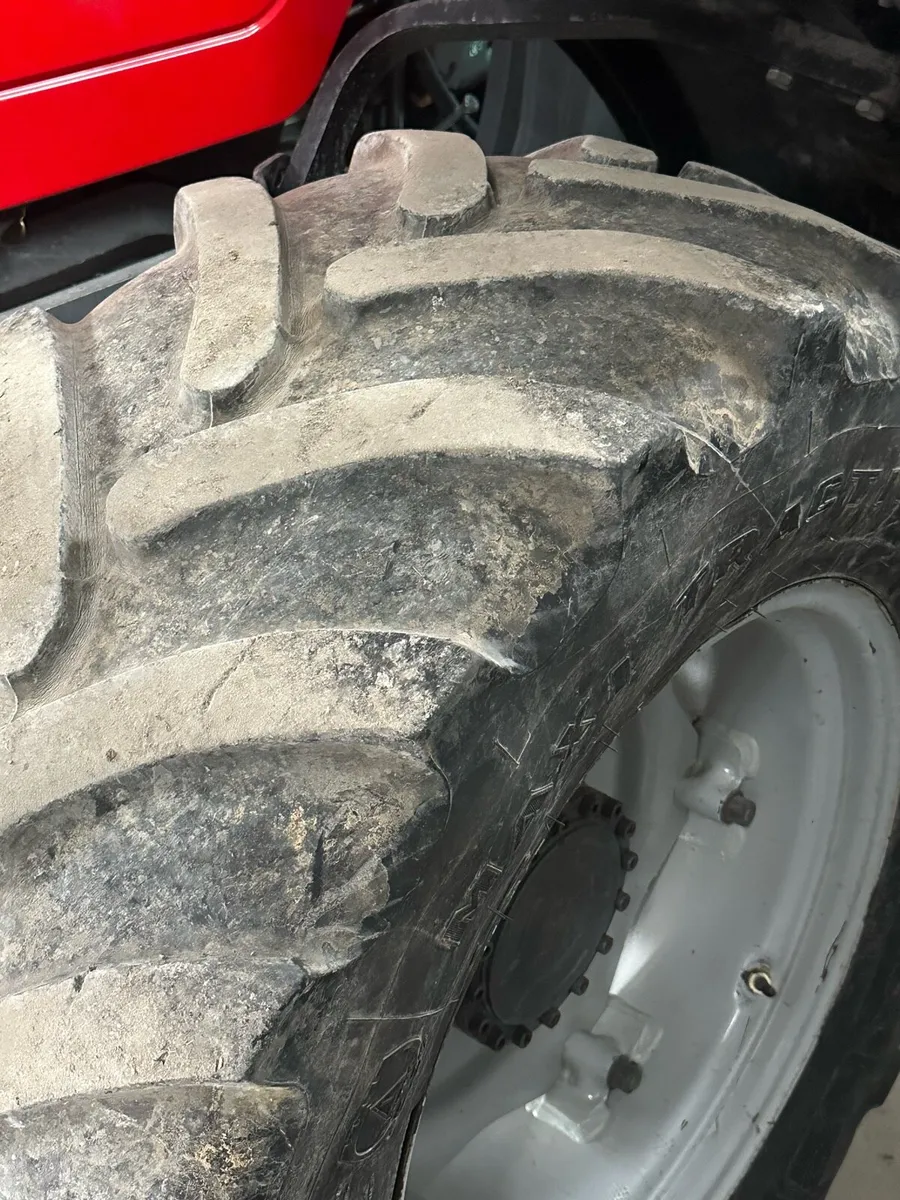 Tyres 440/65/24 - Image 2