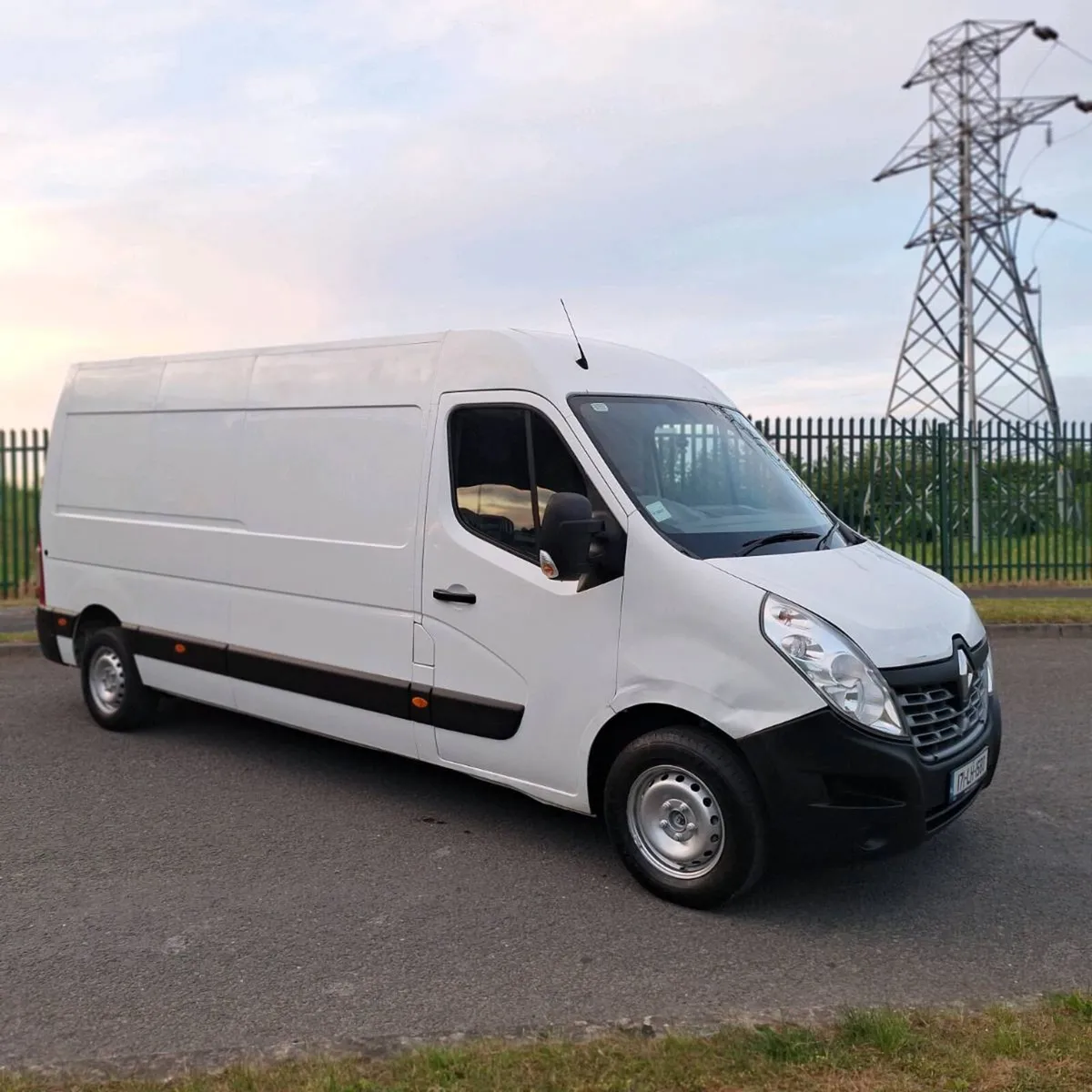 Renault Master 2017. S. O. L. D - Image 4