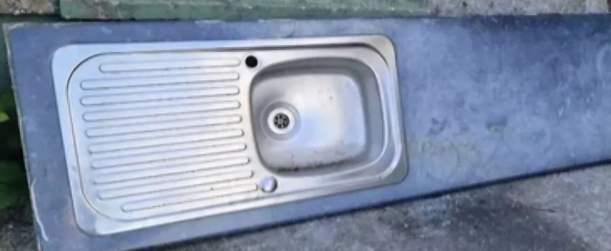 Kitchen sink