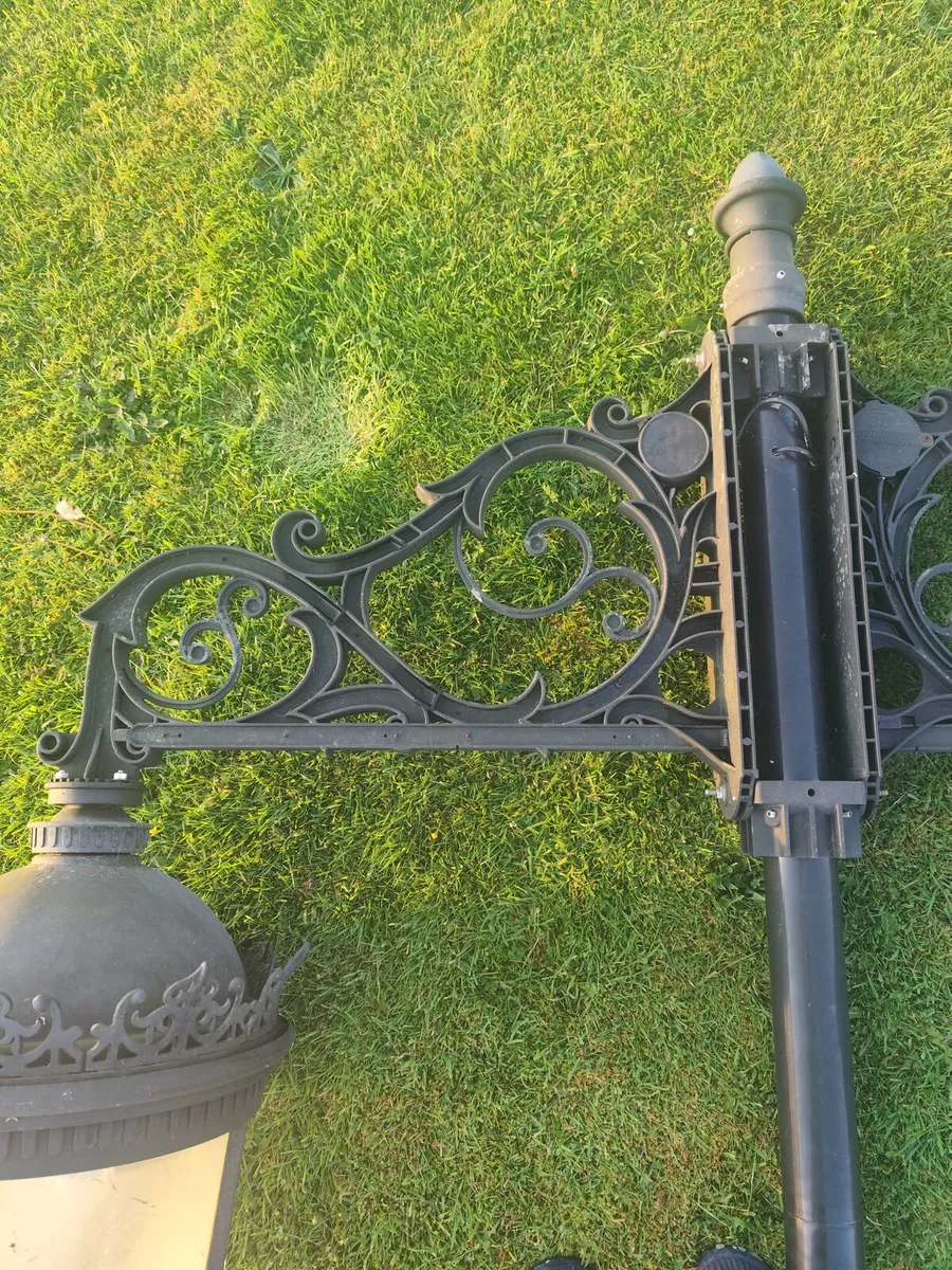2 beautiful 16 ft lanterns, wired ready to Go - Image 4