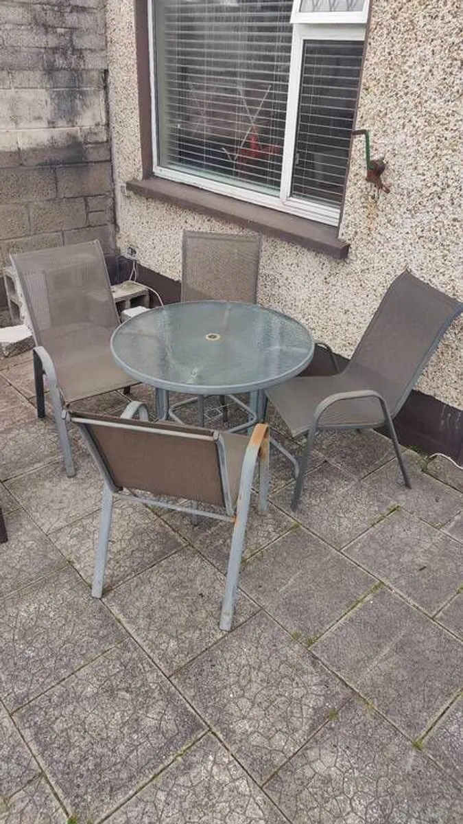 Garden Furniture - Image 1