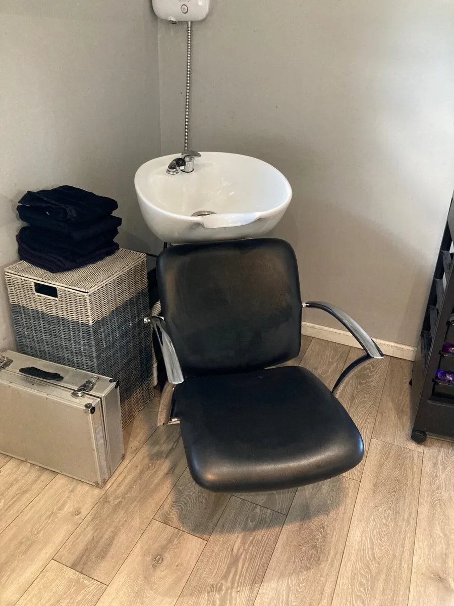 Hairdressers Salon Equipment - Image 4