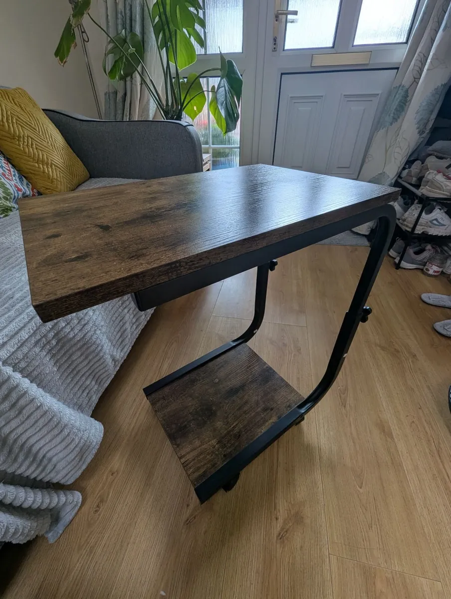Desk and side table - Image 4