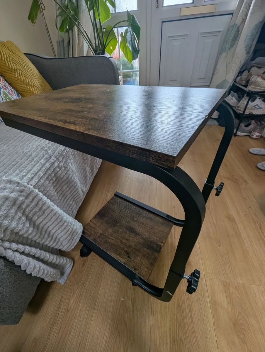 Desk and side table - Image 2