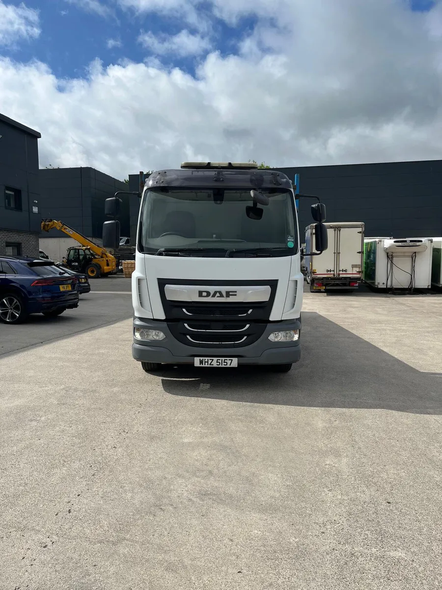 November 2018 DAF LF 55 230 14T Dropside - Image 3