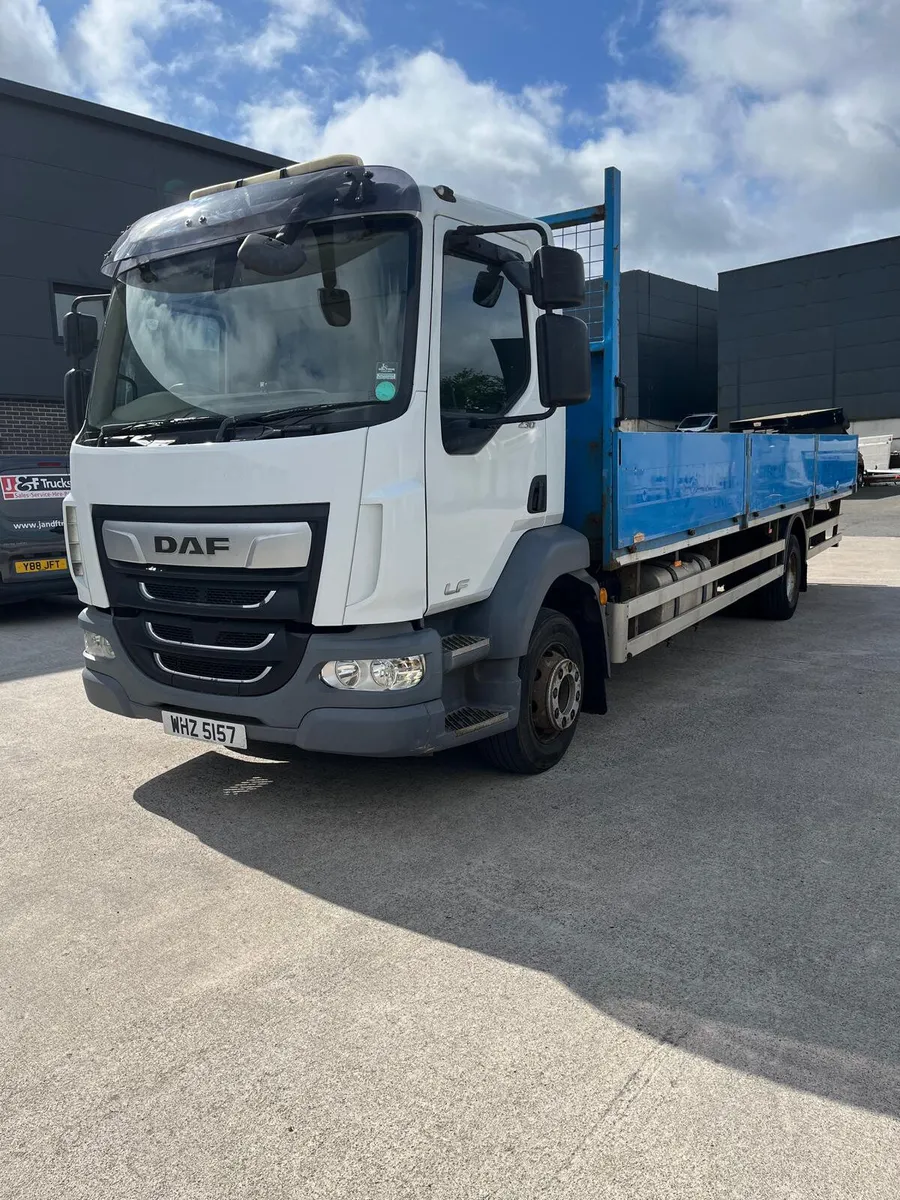 November 2018 DAF LF 55 230 14T Dropside - Image 2