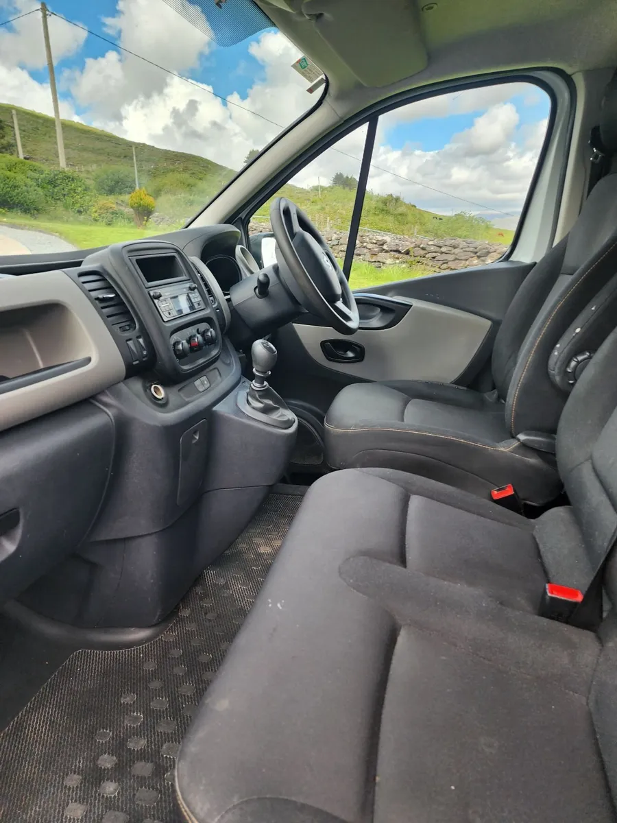 Renault Trafic 2018 - Image 3