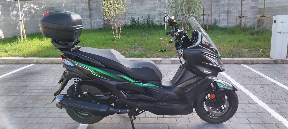 212 Kawasaki  j300 - Image 4