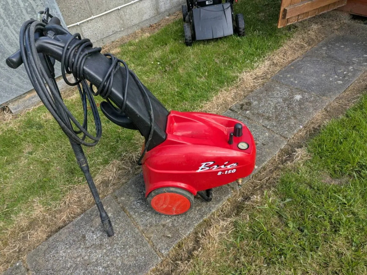 Pressure washer - Image 2