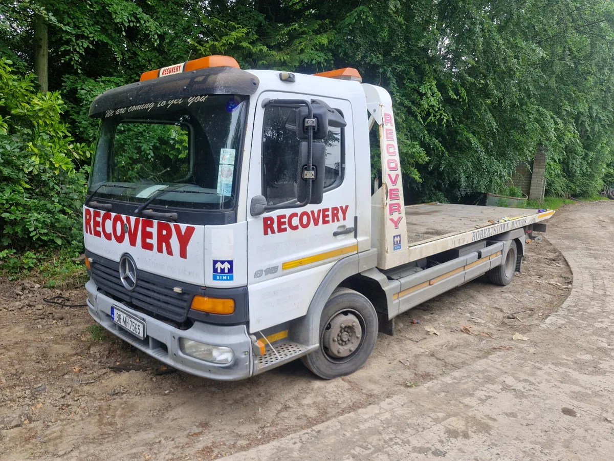 Mercedes atego tilt and slide - Image 1