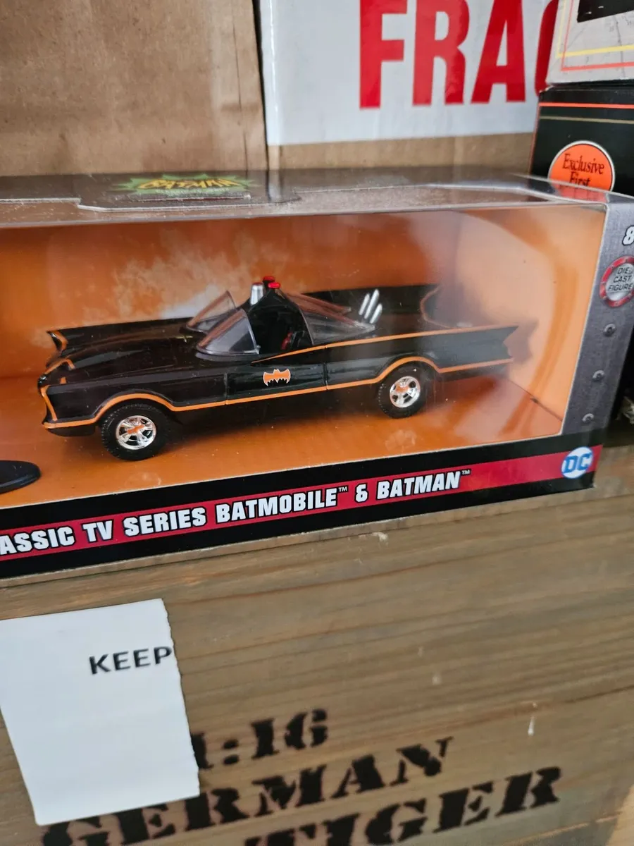 Corgi Jada Batman Car - Image 2