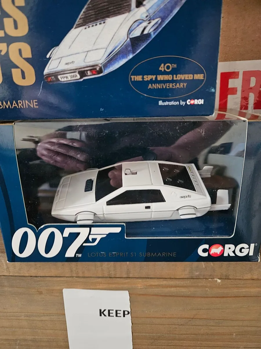 Corgi James Bond Lotus The Spy Who Loved Me - Image 2