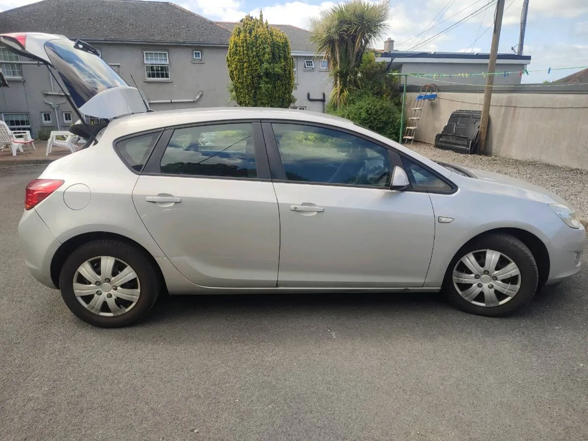 Vauxhall Astra 1258cc diesel - Image 1
