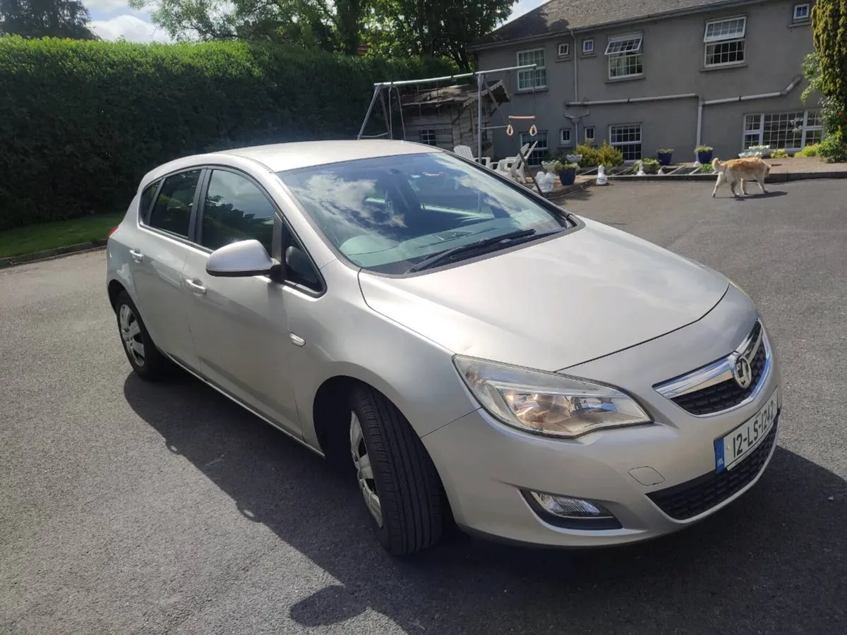 Vauxhall Astra 1258cc diesel - Image 4