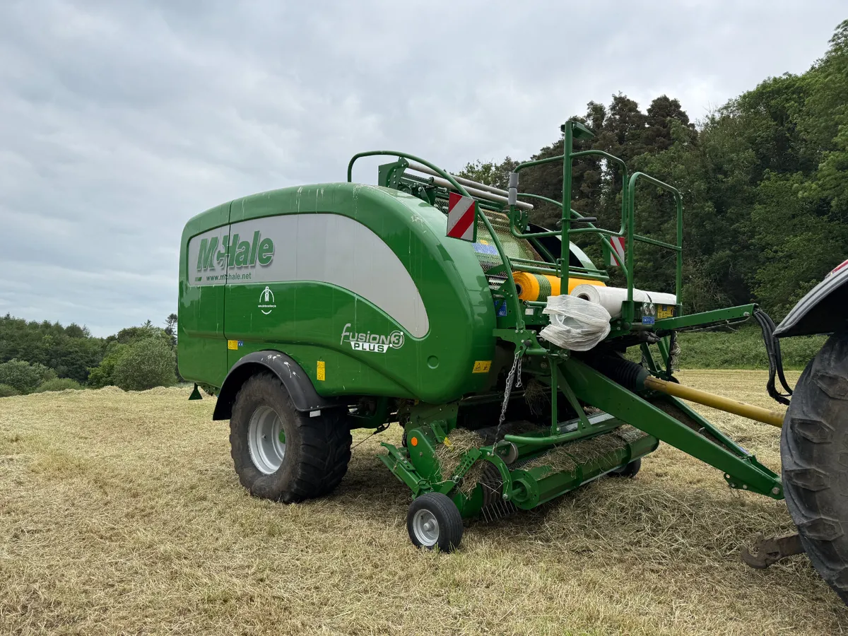 2021 McHale Fusion 3 Plus  (LOW BALES) - Image 4