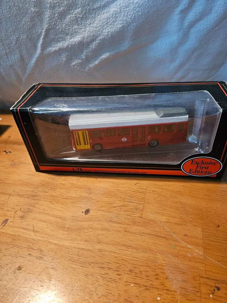 Corgi Bus - Image 1