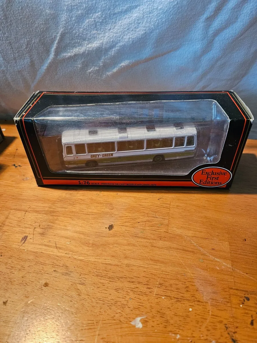Corgi Bus - Image 1