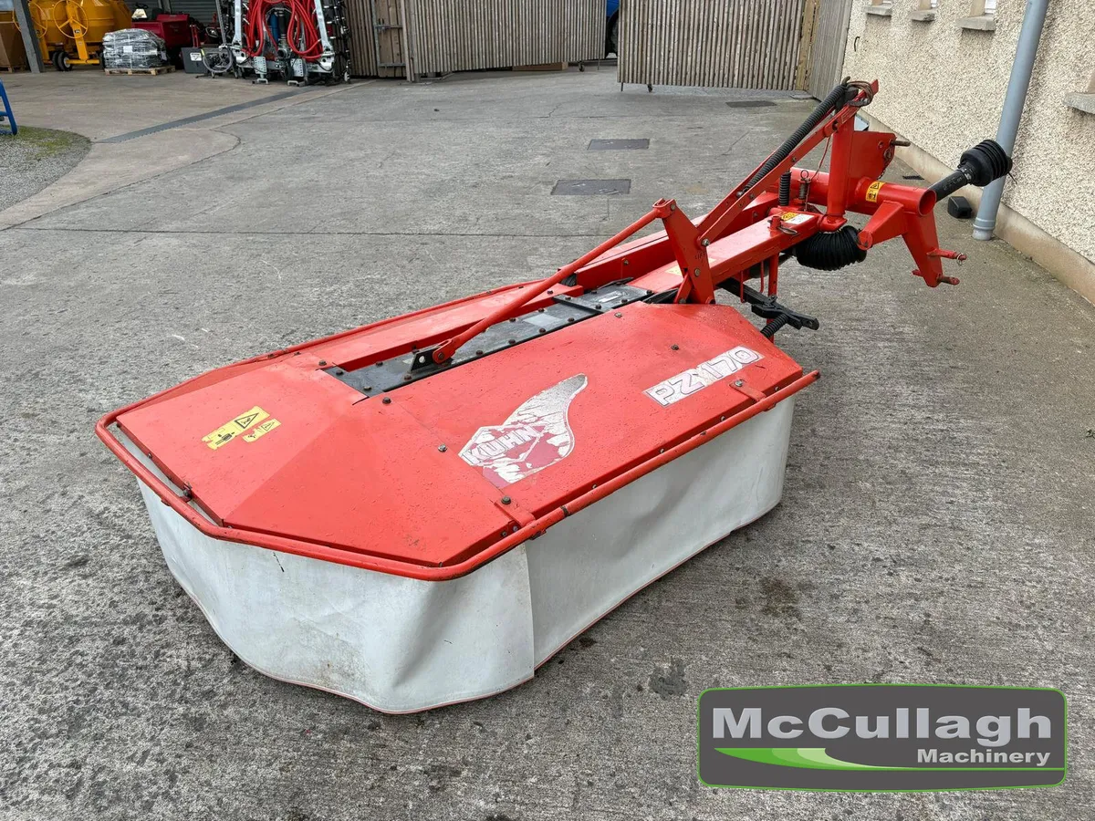 Used Kuhn PZ170 5ft 6in Drum Rotary Mower - Image 3